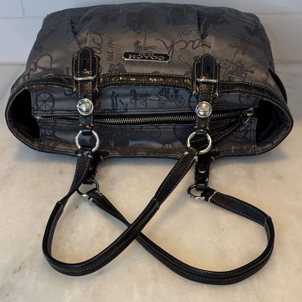 Coach Bag Purse Handbag Horse Carriage Signature Gray Silver EW Tote Pocketbook - Picture 10 of 16